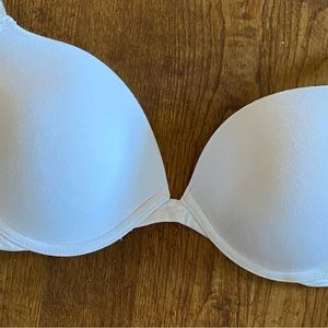 Victoria’s Secret White Push Up Bra 36C